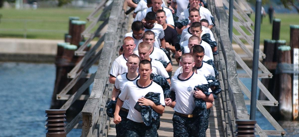 group doing training run at us naval academy annapolis